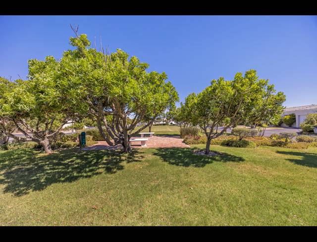 3 BEDROOM GATED ESTATE TO LET IN SUNNINGDALE